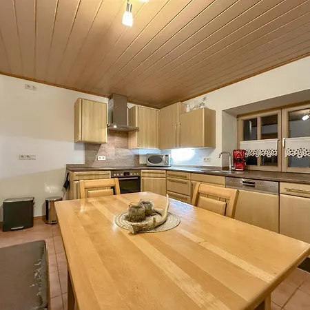 Holzfurtner فيشتاخ