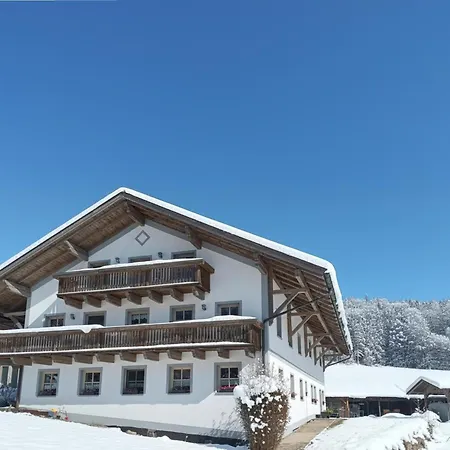 Apartment Holzfurtner